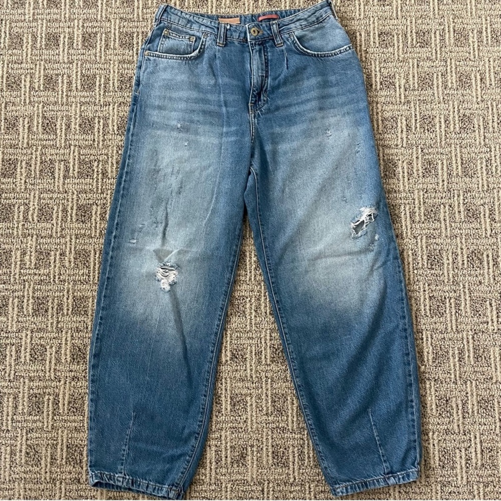 Pilcro Anthropologie high rise pleated relaxed fit Jeans - Picture 4 of 11